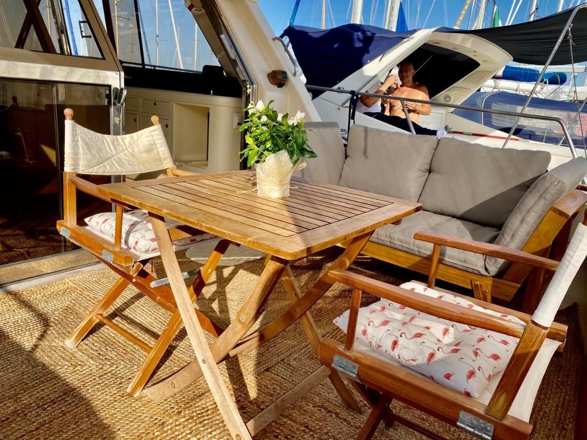 ホテルPanaby Houseboat パレルモ エクステリア 写真